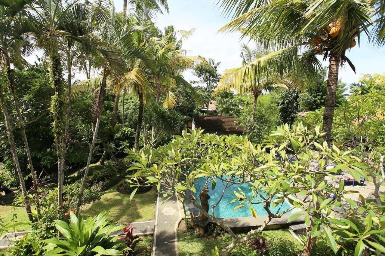 White House Hotel Ubud Exterior foto
