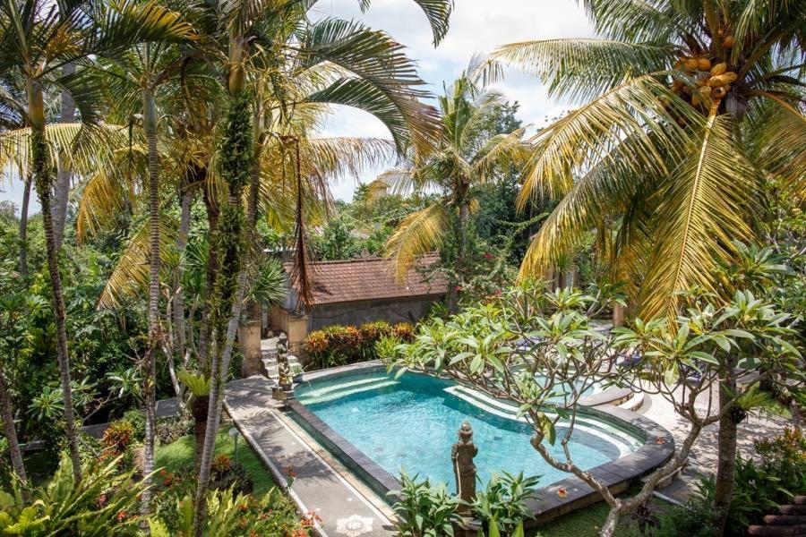 White House Hotel Ubud Exterior foto