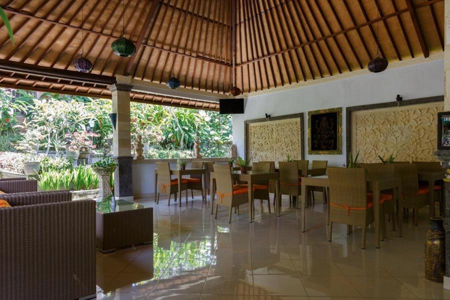 White House Hotel Ubud Exterior foto